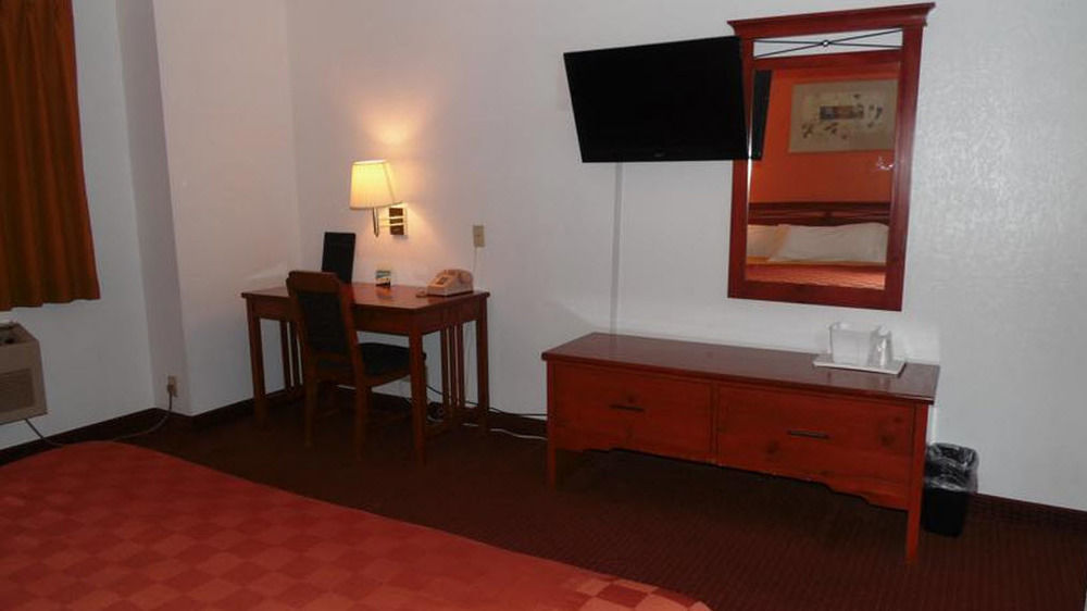 American Inn & Suites Boone Esterno foto
